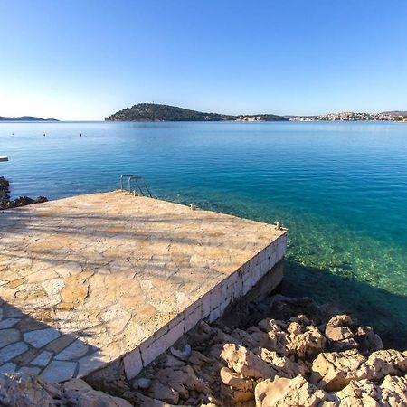 Apartmani Malis Ražanj Exteriör bild